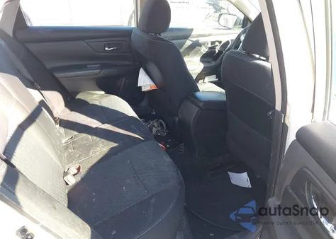 2018 Nissan Altima 2.5 S z USA, uszkodzony, nr VIN 1N4AL3AP0JC269811